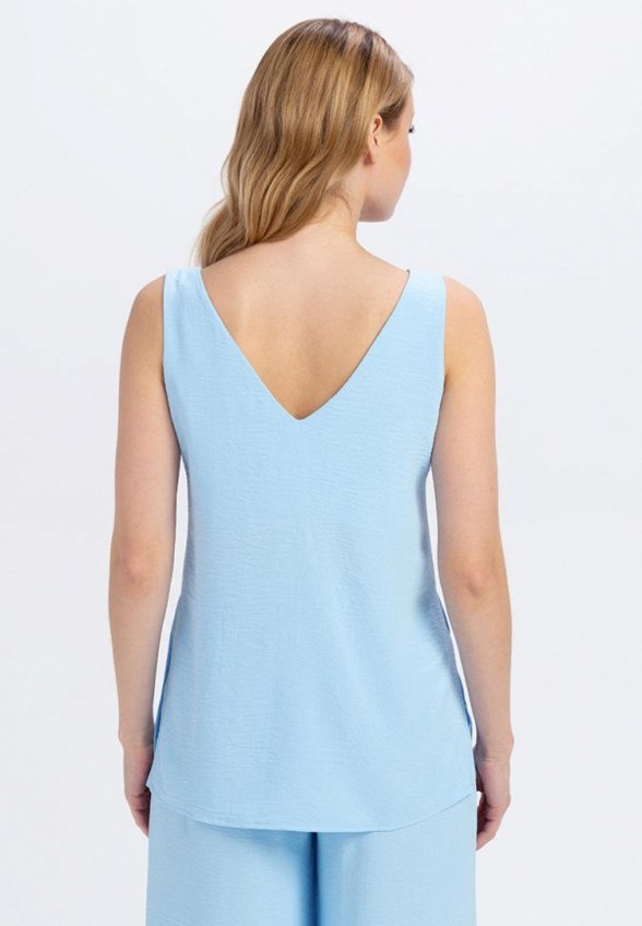 Топ Victoria Veisbrut