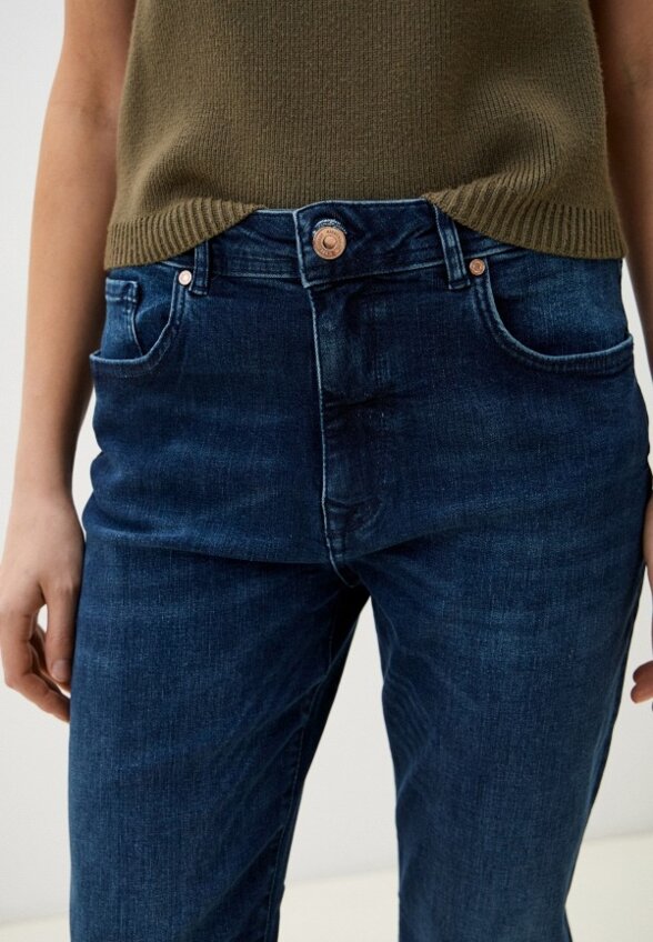 Джинсы Hiddenbrand