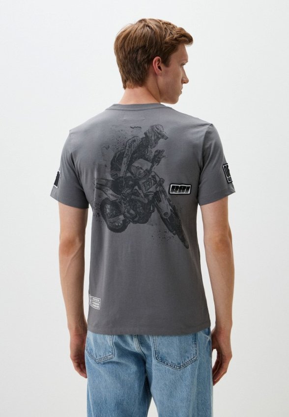 Футболка Replay