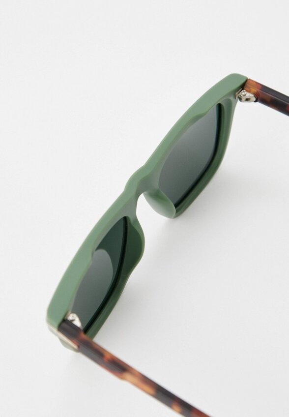 Очки солнцезащитные Vitacci