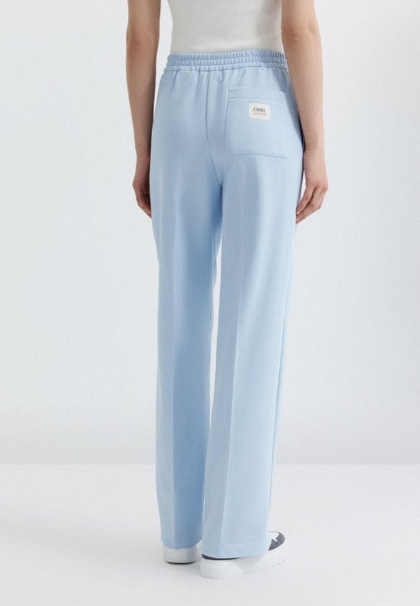 Брюки спортивные Charuel