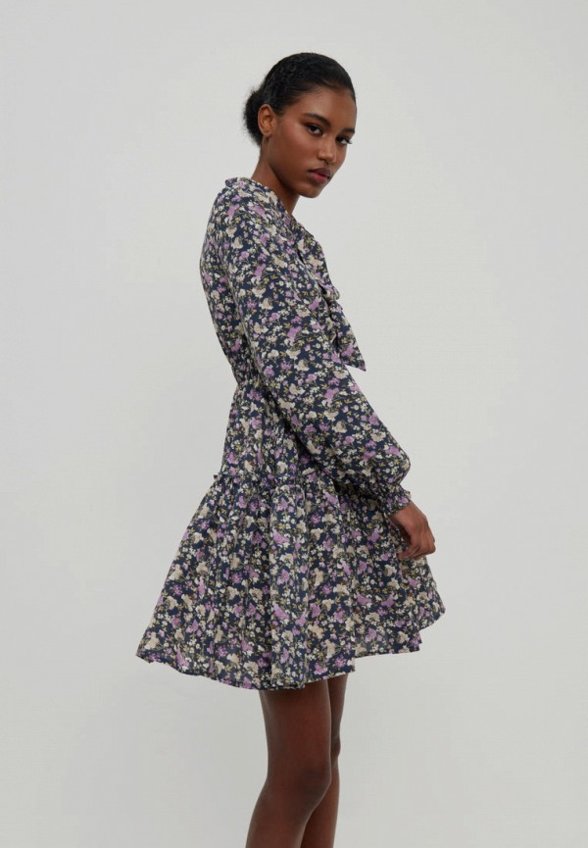 Платье Miederes