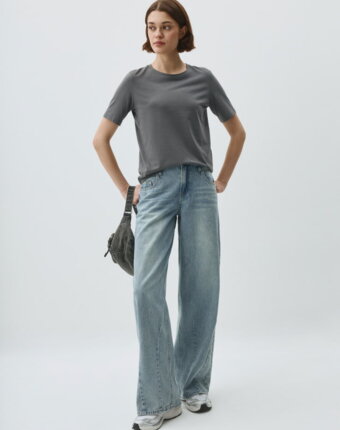Джинсы Wide Leg с рельефными швами женщинам
