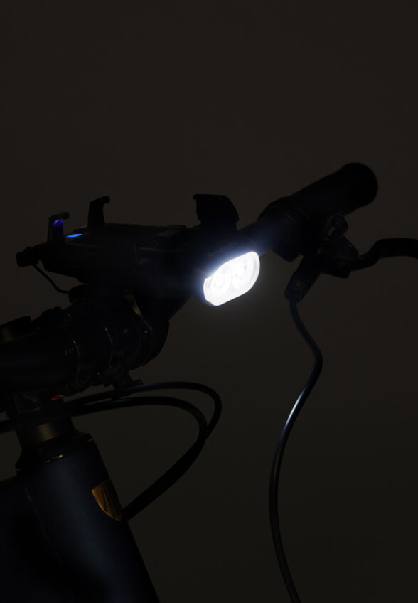 Фонарь-держатель для телефона Cyclotech QL-220 RPC, Черный