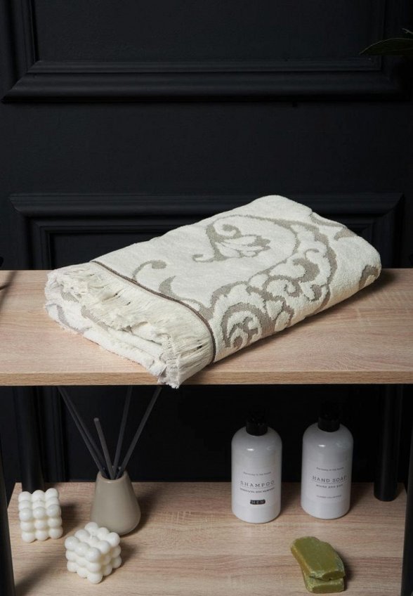 Полотенце Sanpa