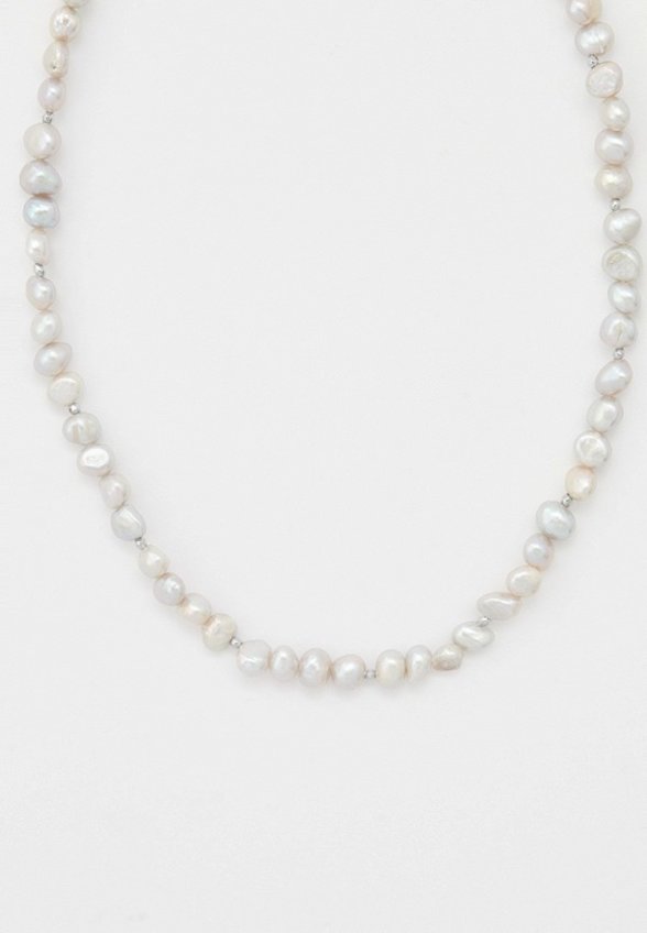 Бусы Mr&Mrs Wolf