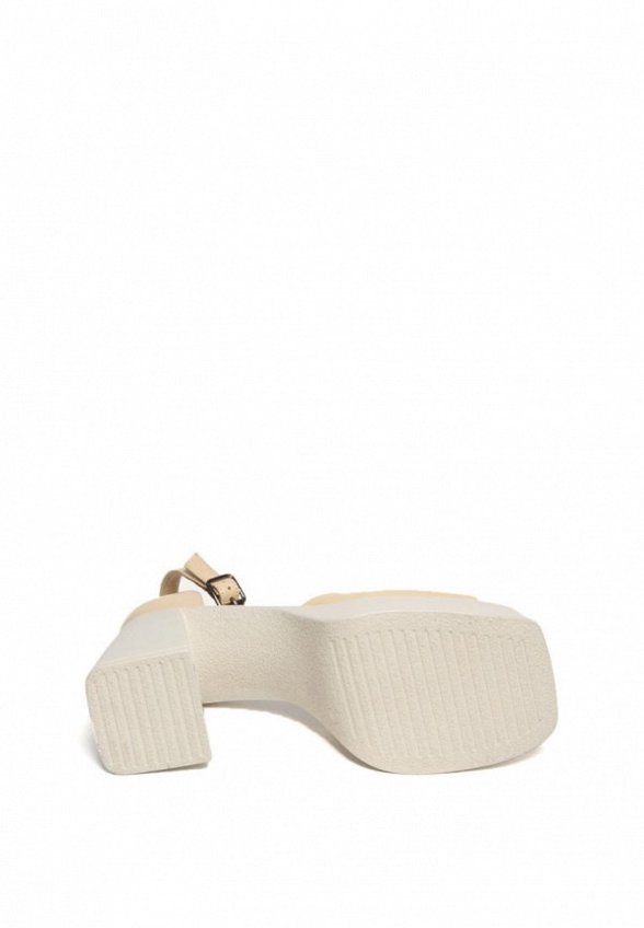 Босоножки Airbox