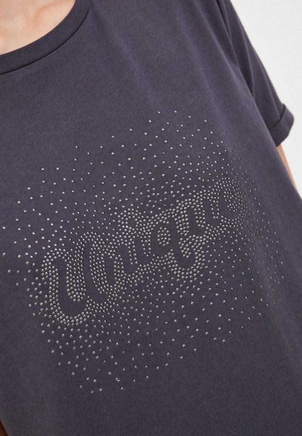 Футболка Colin's