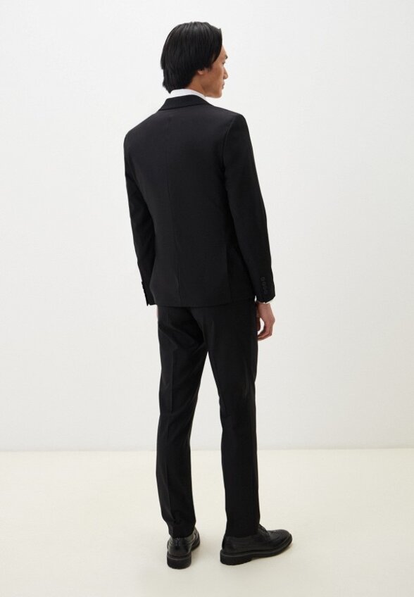 Костюм классический Laconi