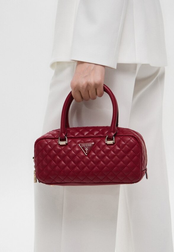 Сумка Guess