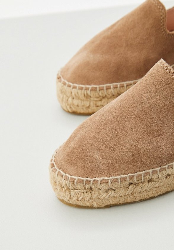 Эспадрильи Manebi