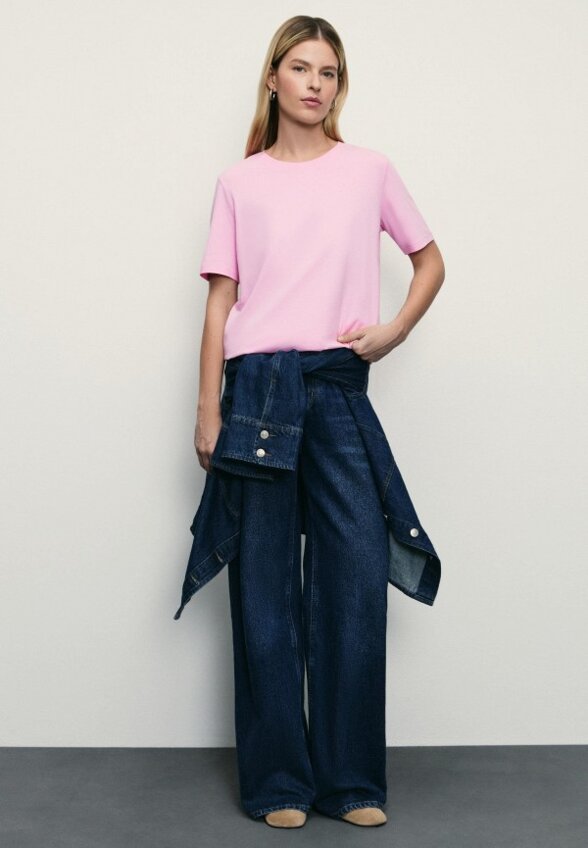 Футболка Zarina