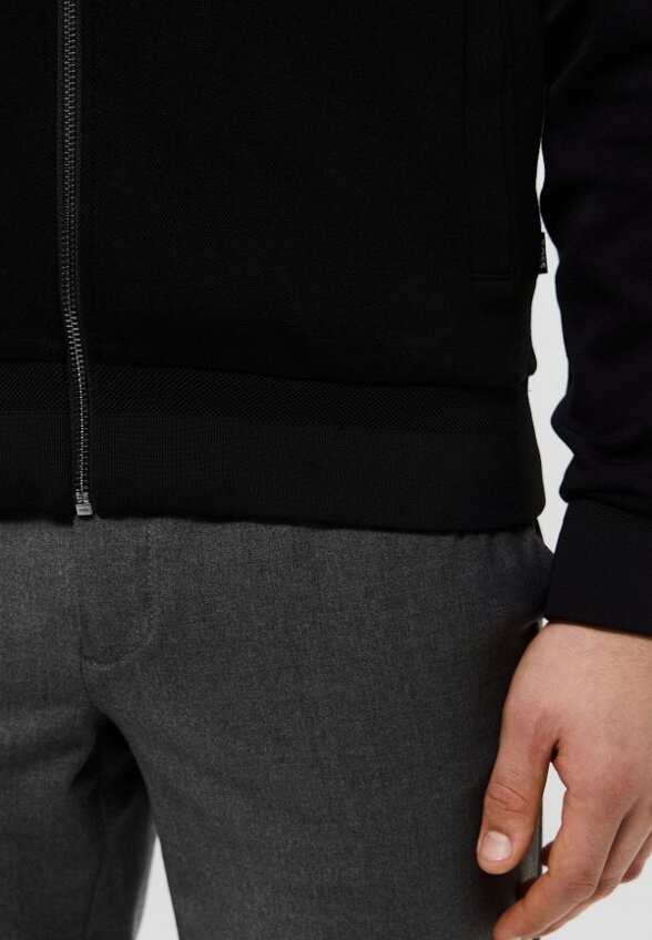 Олимпийка Boss