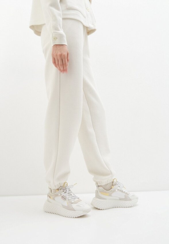 Кроссовки Demix