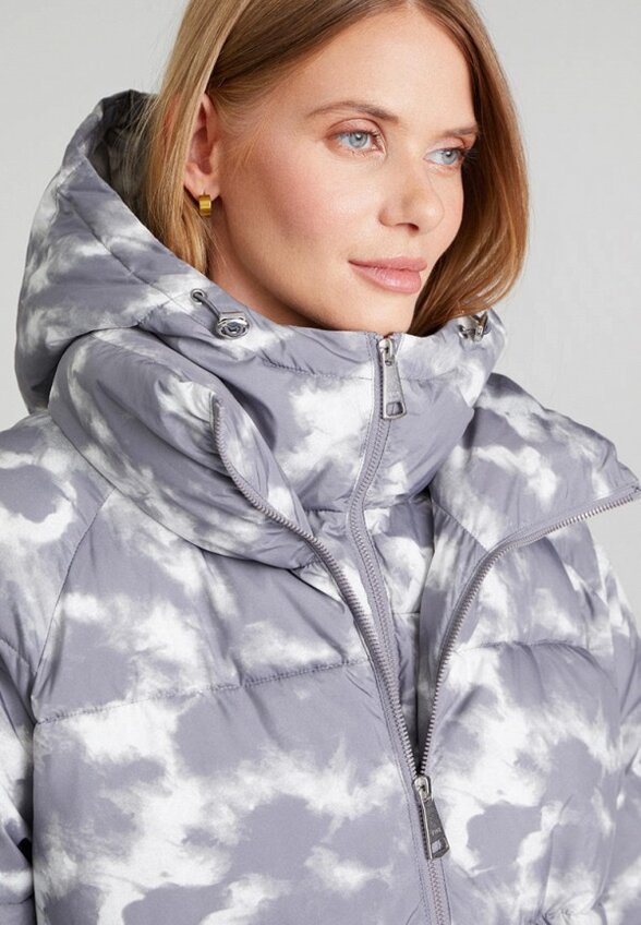 Пуховик To Be Blossom