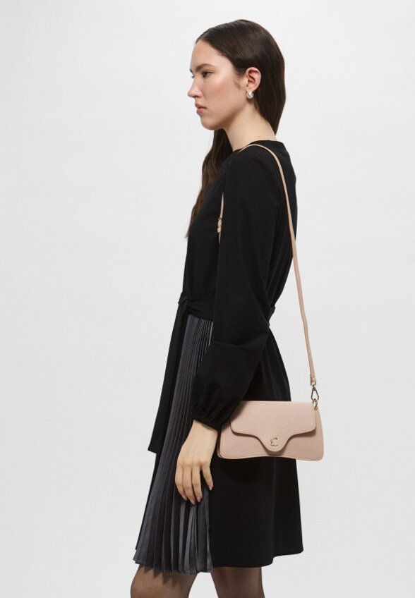 Сумка Coccinelle