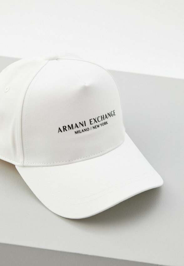 Бейсболка Armani Exchange