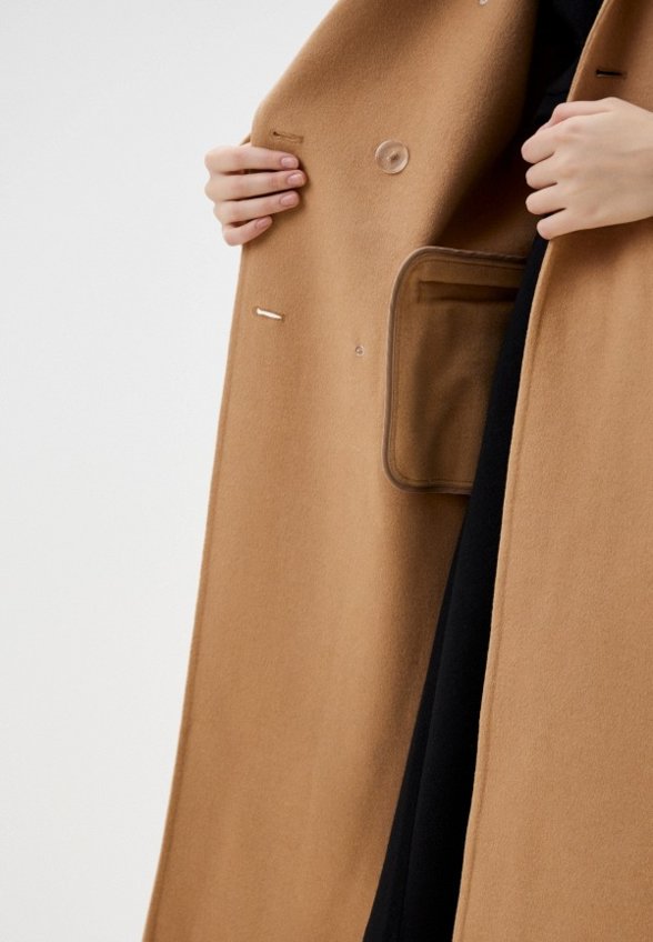 Пальто двубортное Belucci