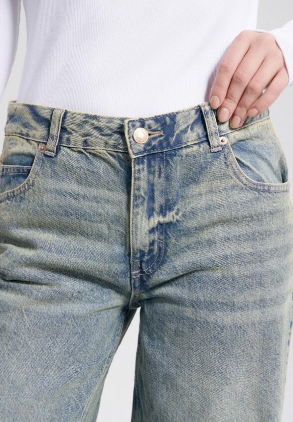 Джинсы Твое