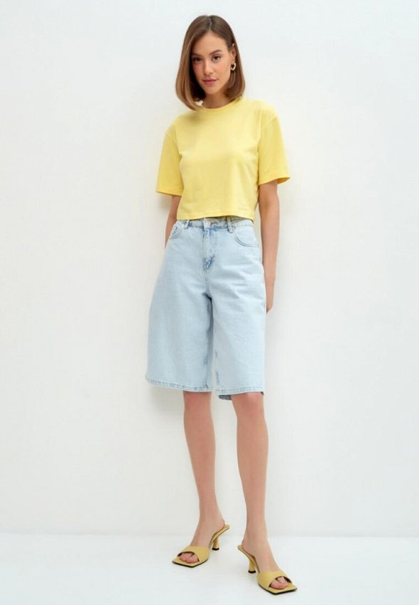 Футболка To Molly from James