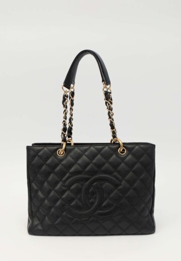 Chanel Shopping