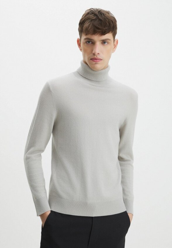 Водолазка Maison David