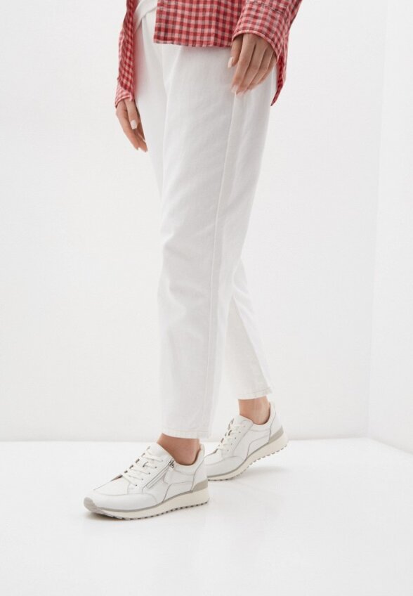 Кроссовки Caprice