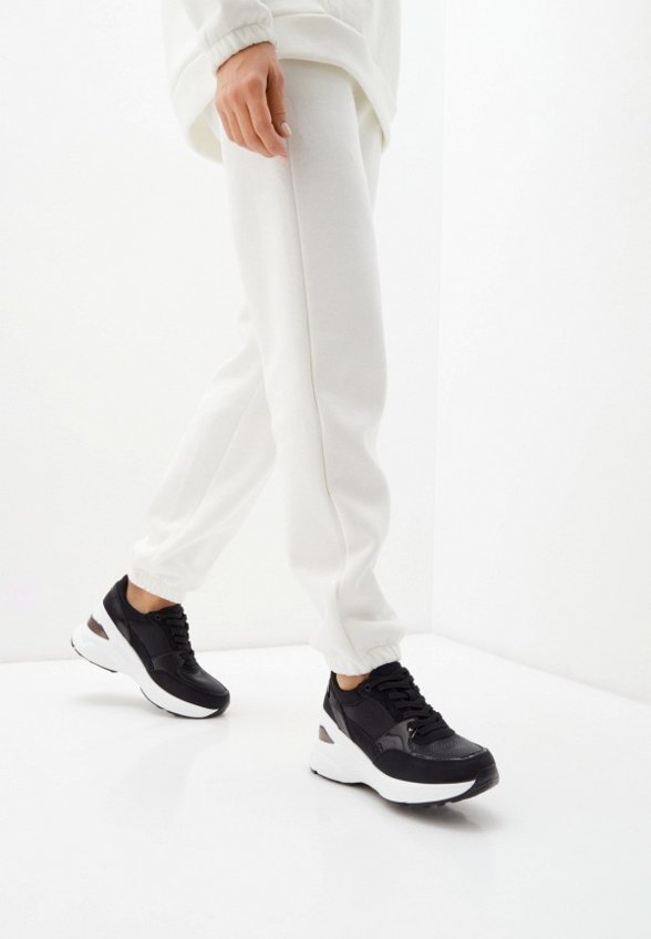 Кроссовки Obba