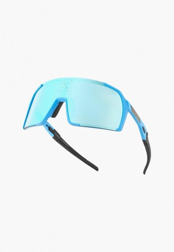 Очки солнцезащитные Under by Me