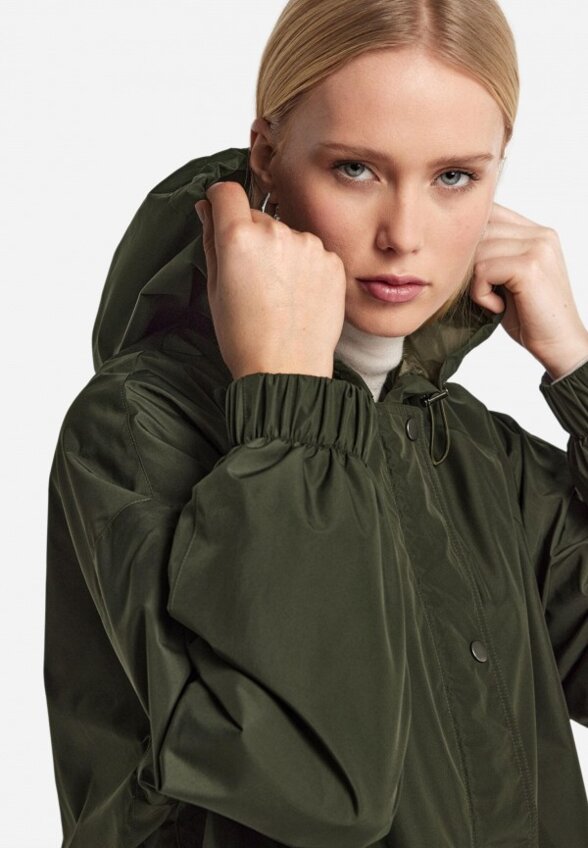 Ветровка Falconeri