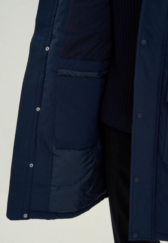 Пуховик Finn Flare