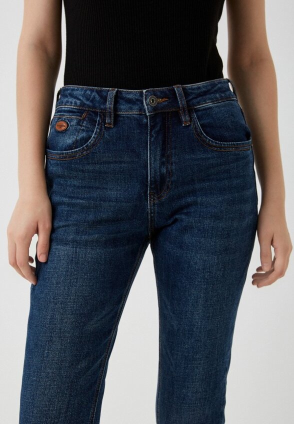 Джинсы Mossmore