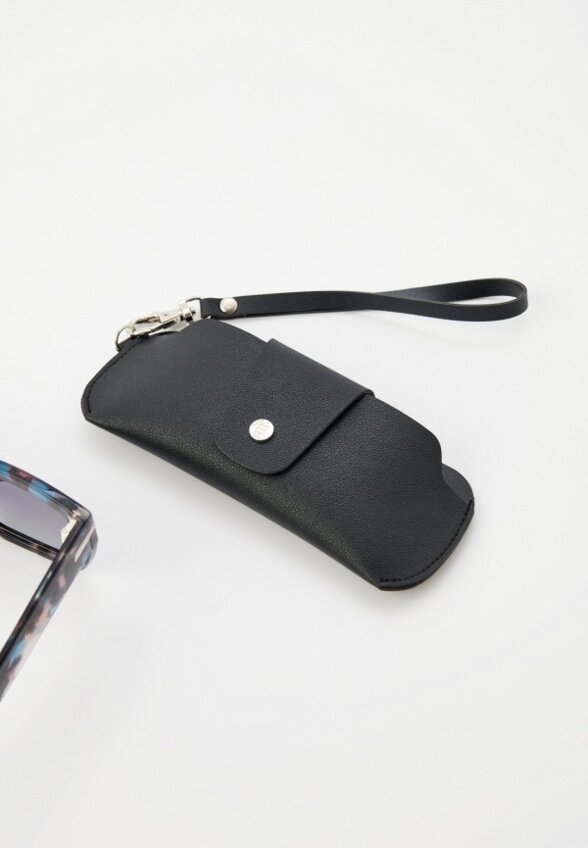 Очки солнцезащитные Eleganzza