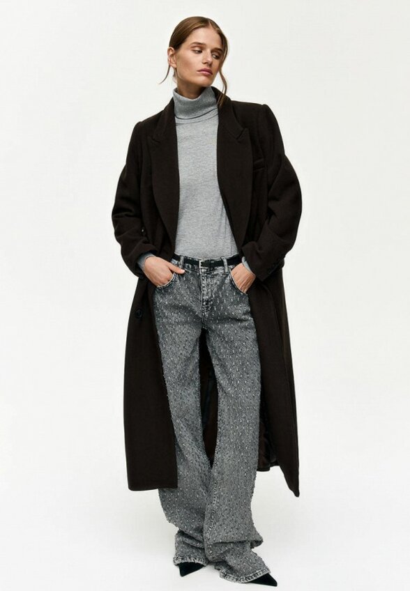 Пальто двубортное Yollo