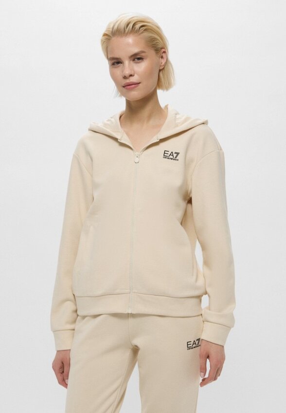 Костюм спортивный EA7