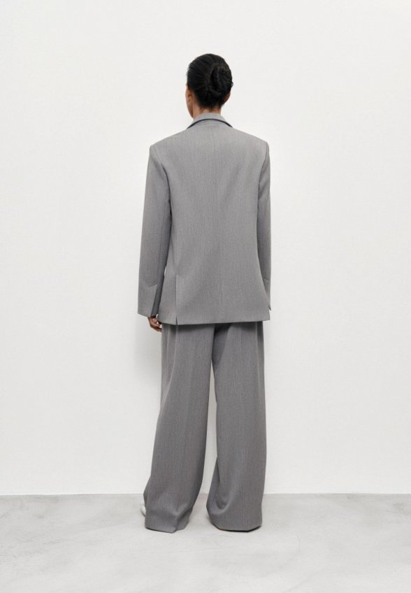 Пиджак Charmstore