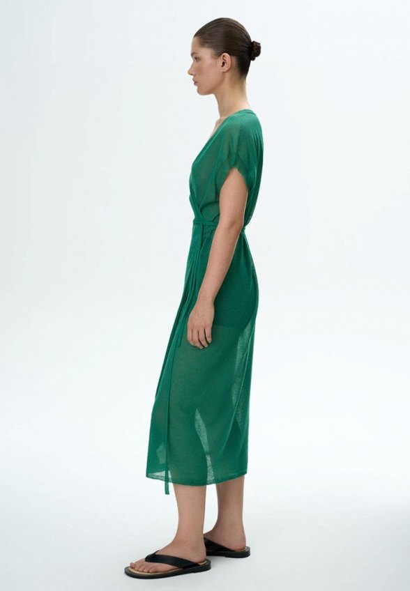 Платье Brusnika