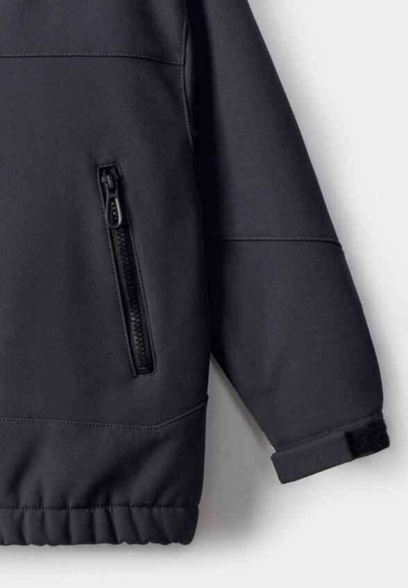 Ветровка из Softshell на флисе для мальчиков