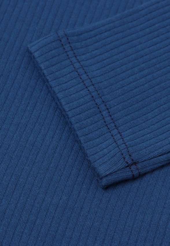 Лонгслив Kaftan