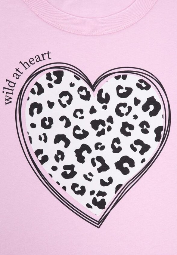 Футболка Апрель