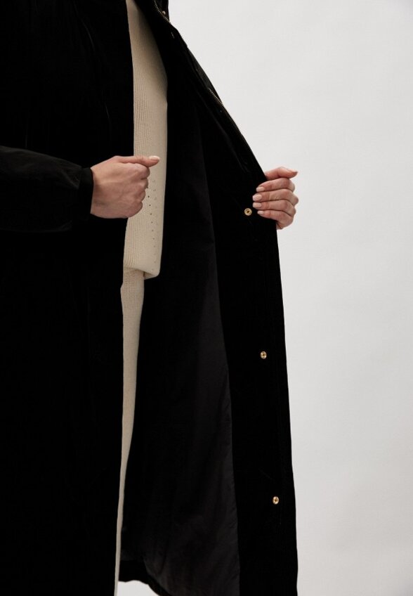 Пуховик Armani Exchange