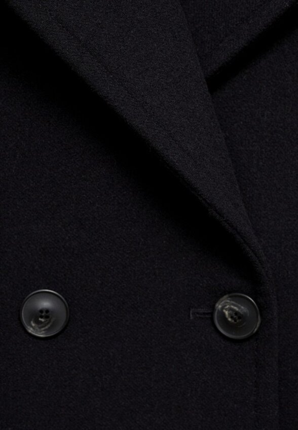 Полупальто Mango