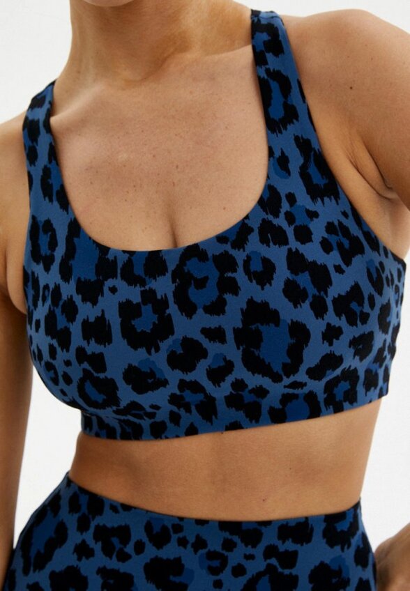 Топ спортивный Beself