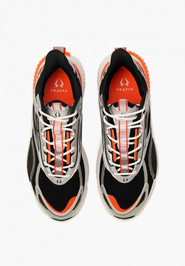 Кроссовки Traffa
