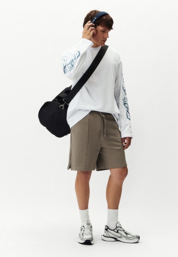 Лонгслив Mademan