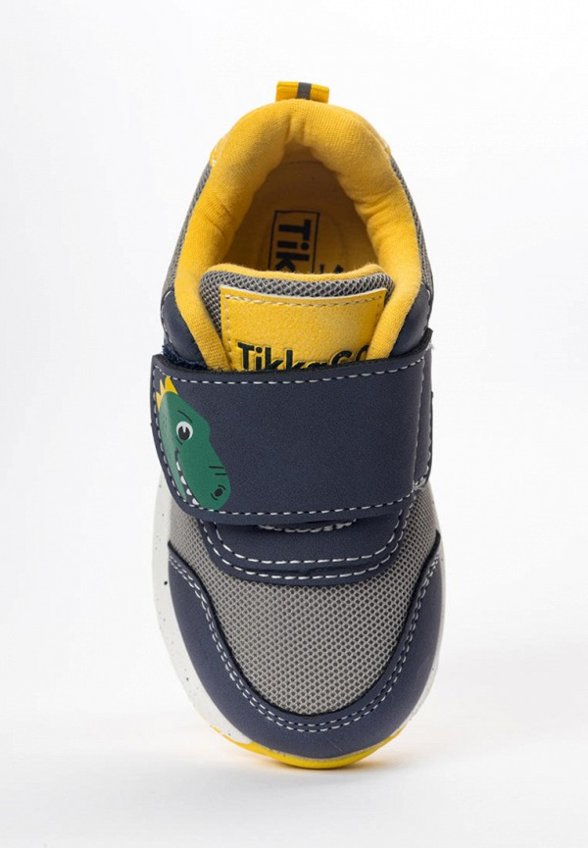 Кроссовки Tikkago