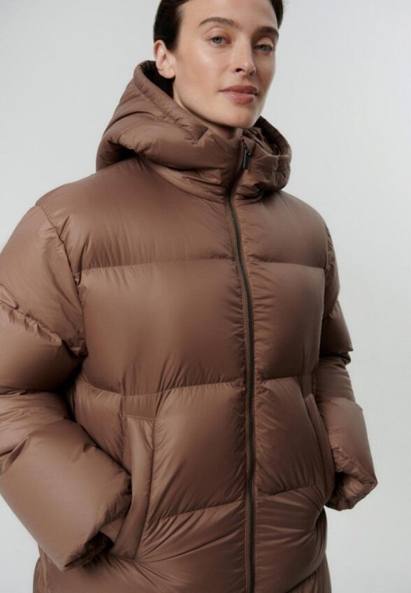 Пуховик Daisyknit