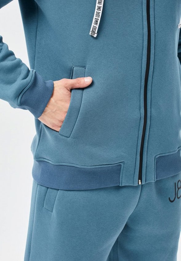 Костюм спортивный Jam8