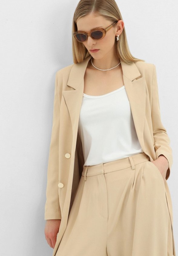 Майка Lilly Bennet