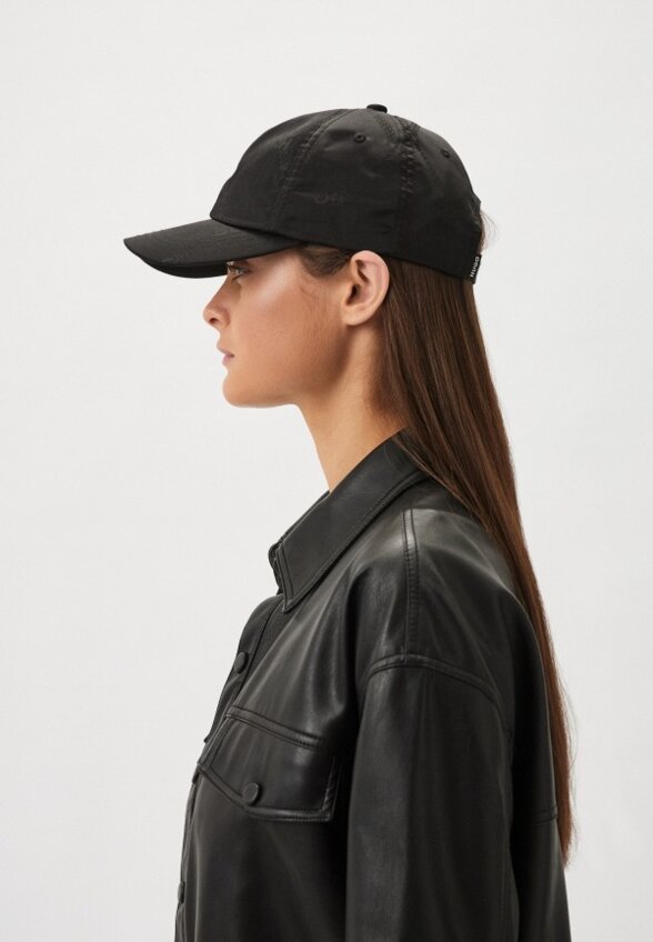 Бейсболка Hugo